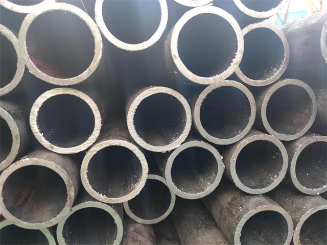 贵港10#结构用无缝钢管